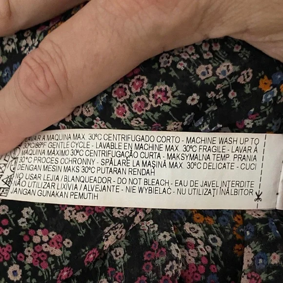 Zara Black Floral Blouse - Picture 13 of 13